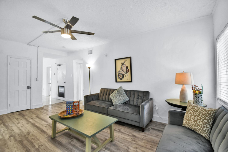 Others 3, Seaheights Villa, Miami-Dade