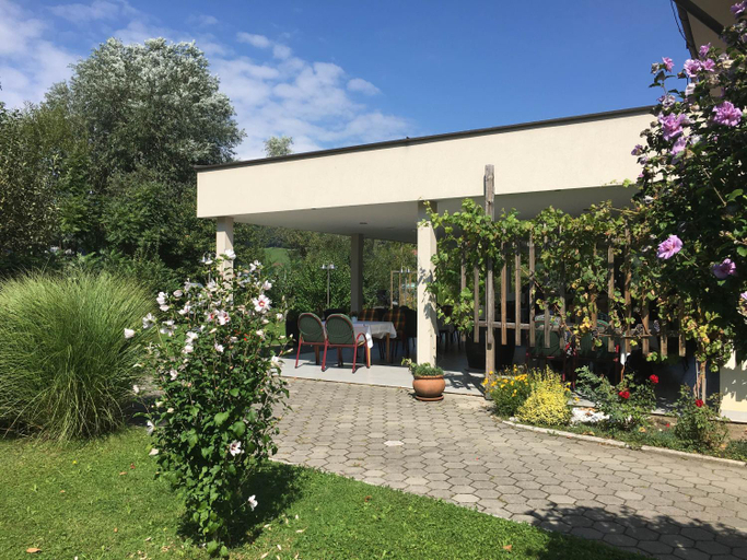Others 4, Hostel Delalut, Ravne na Koroškem