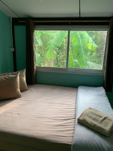 Bedroom 18