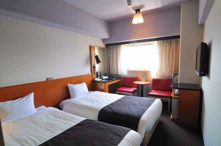 Bedroom 24