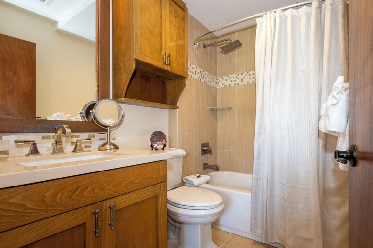Bathroom 4, Hanalei Colony Resort I-2, Kauai