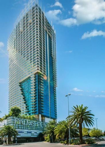 Luxury Suites at Palms Place, Clark