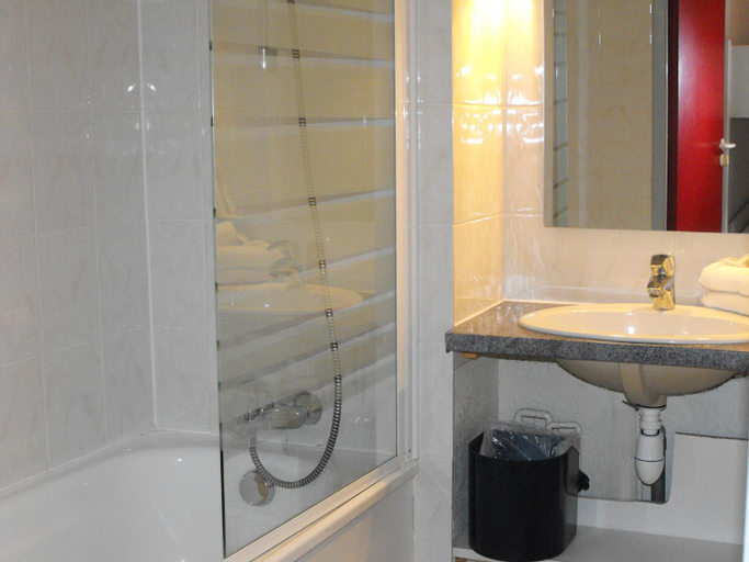Bedroom 3, Mer et Golf, Pyrénées-Atlantiques