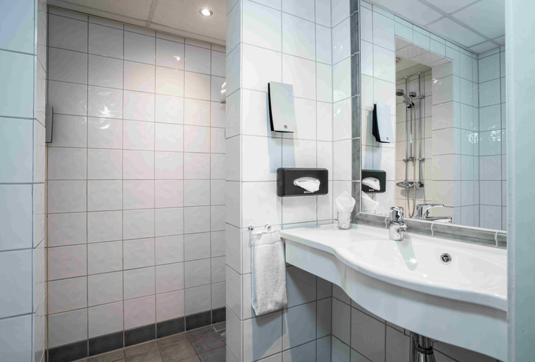 Bathroom 4, Thon Hotel Lillestrøm, Skedsmo