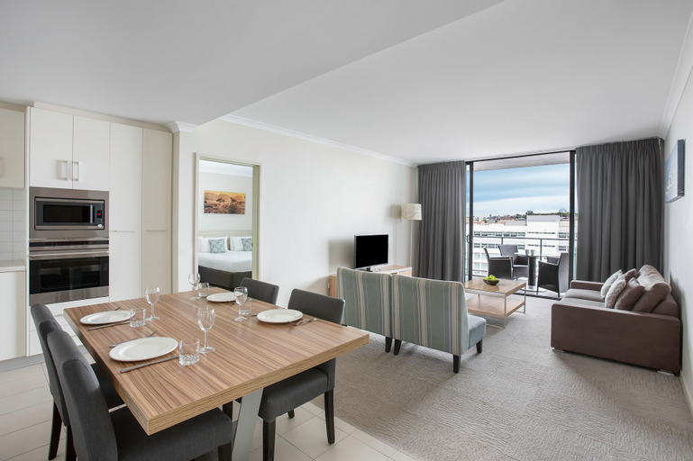 Dining Room 26
