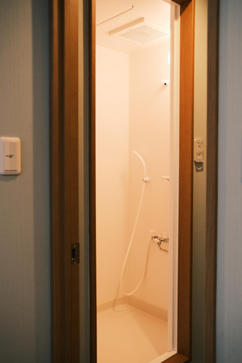 Bathroom 3, ホテルハーバー心斎橋, Osaka