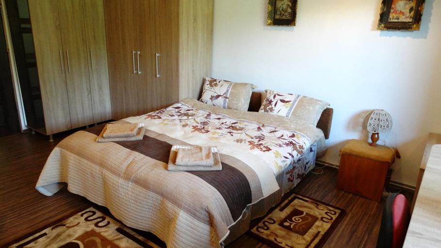 Bedroom 2, Di-Ana, Sibiu