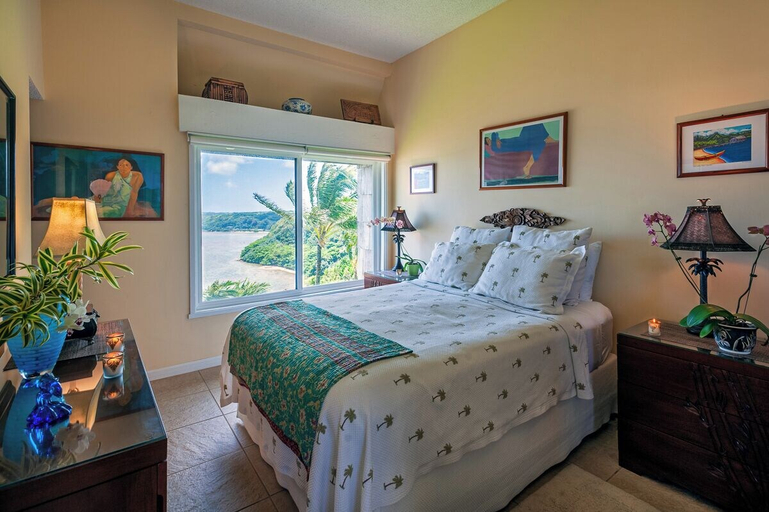 Bedroom 3, Sealodge E10, Kauai