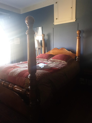 Bedroom 2, Ubon Thai Victorian Inn & Restaurant, Staunton