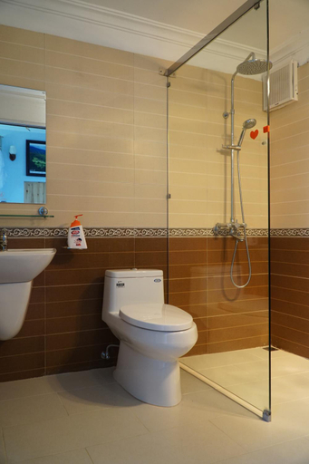 Bathroom 3, Huy Trung Homestay, Bắc Hà