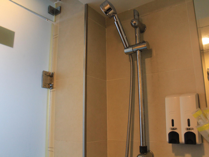 Bathroom 5