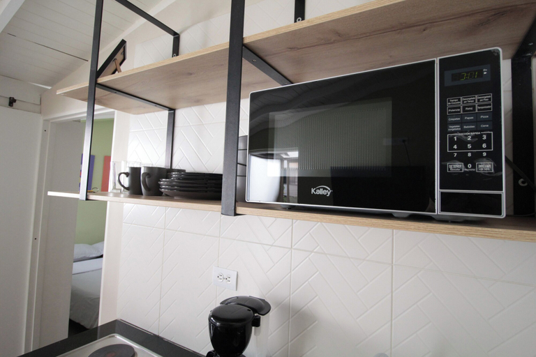 Others 5, Manila by Roots Rentals, Medellín