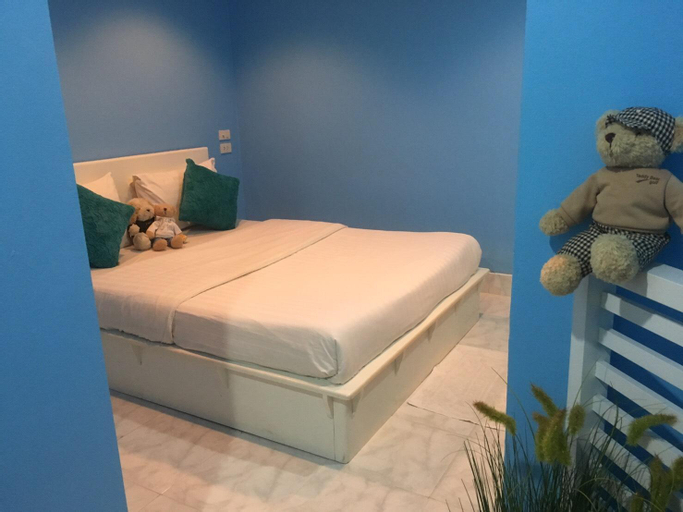 Bedroom 8