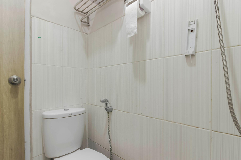Bathroom 4