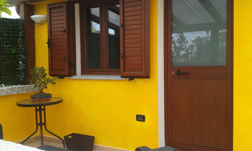 Others 4, B&B Feronia, Nuoro