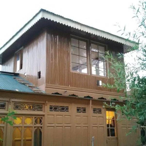 Exterior & Views 1, New York Houseboat, Srinagar