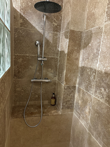 Bathroom 3, La Madone, Vaucluse