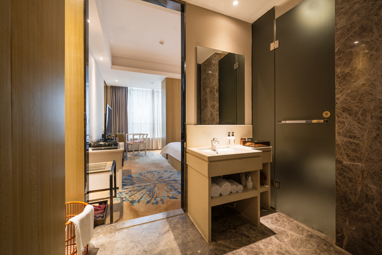 Bathroom 4