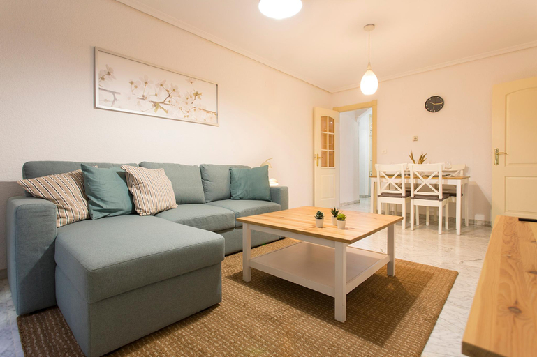 Bedroom 2, Comfort and beauty for you in Granada - Beahost, Granada