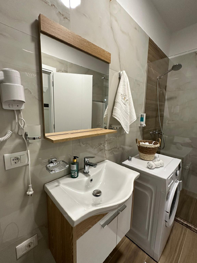 Bathroom 2, Solei’s Apartament, Tiranës