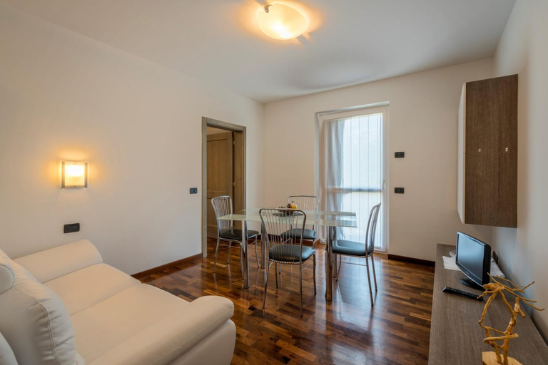 Others 5, Agritur Deromedi, Trento