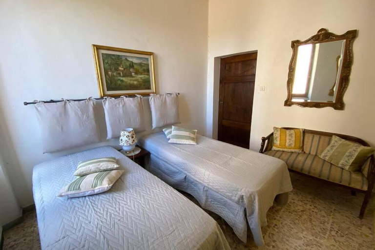 Bedroom 11