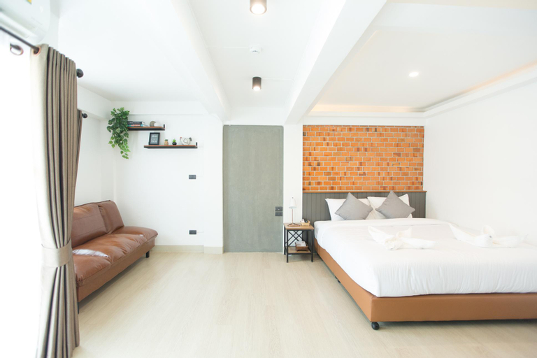 Bedroom 30