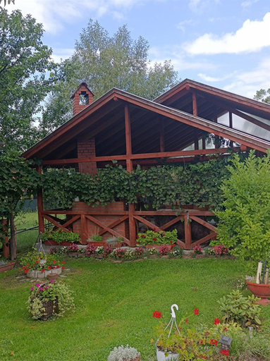 Others 5, Narcisz B&B, Corund