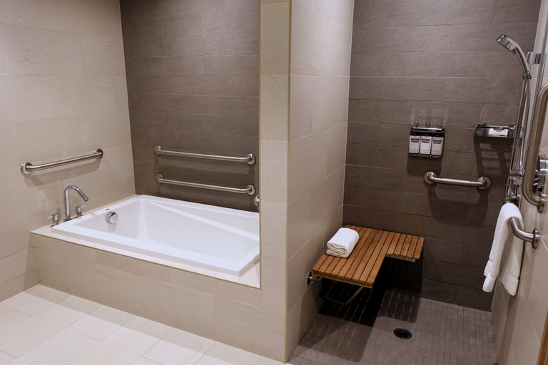 Bathroom 4, Hyatt Regency Seattle, Seattle