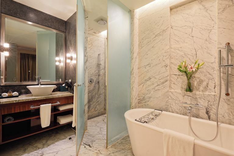 Bathroom 5, Hyatt Regency Pune & Residences, Pune