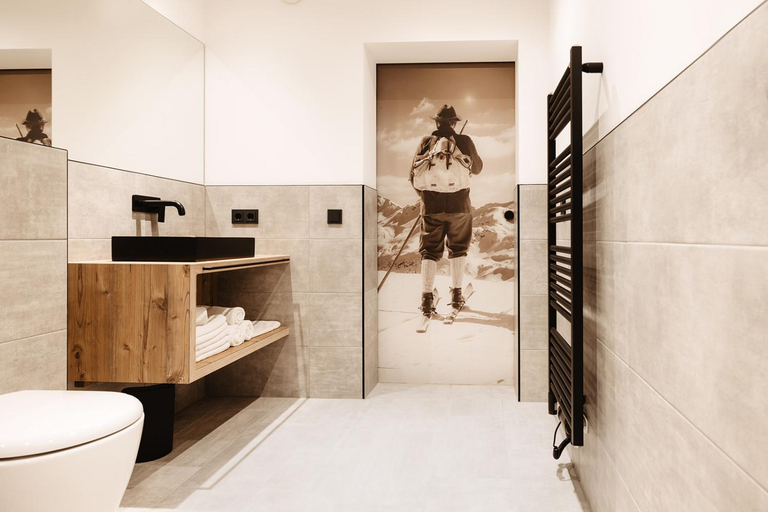 Bathroom 3, Embacher Sporthotel, Zell am See
