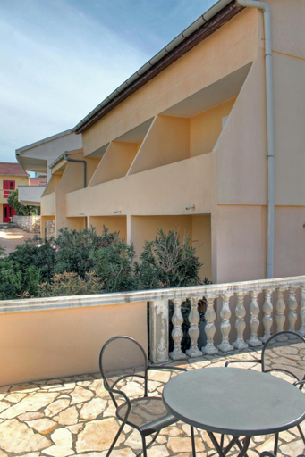 Others 5, Lokunja Bed&Breakfast, Pag