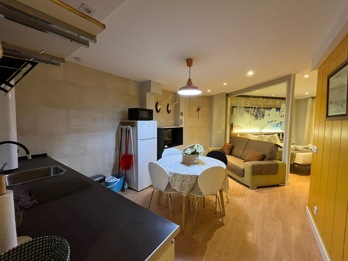 Private kitchen 5, Homelikes Madrid, Madrid