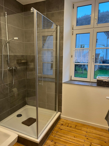Bathroom 3, Weingut Gastehaus Bach, Cochem-Zell