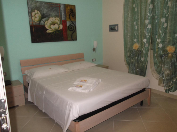 Bedroom 2, Suliccenti, Syracuse