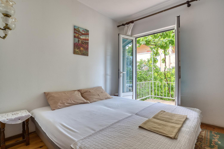 Others 4, Guest House Vukovic
