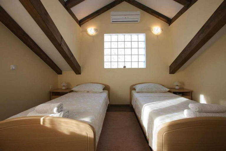 Bedroom 2, Apartment Magic - One Bedroom Apartment with Sea View, Dubrovnik
