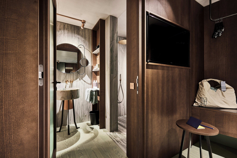Bedroom 3, Boutique Hotel Badhaus, Bolzano