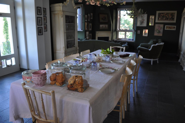 Food & Drinks 4, Rose e Cioccolato B&B, Parma