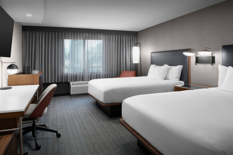 Bedroom 4, Courtyard Marriott Paso Robles, San Luis Obispo