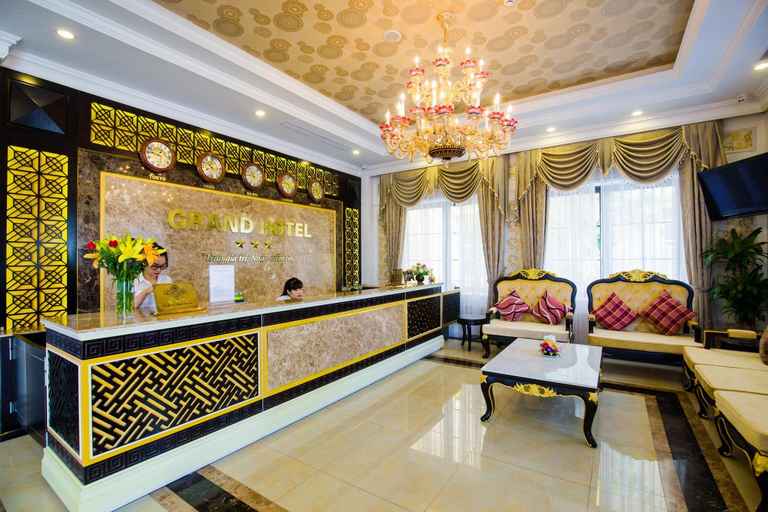 Others 5, Grand Hotel, Hòa Bình