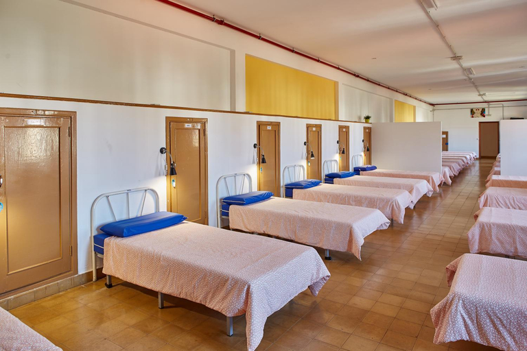 Bedroom 4, Albergue Seminario Menor, A Coruña