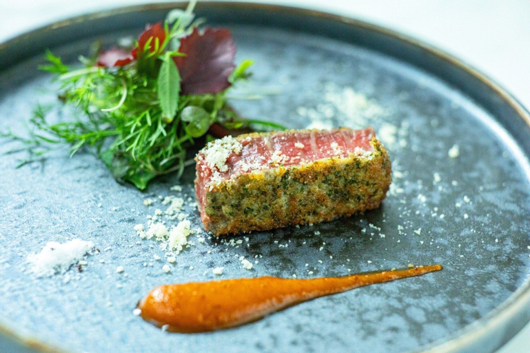 Food & Drinks 23