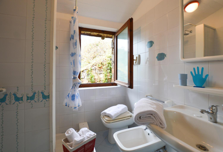 Bathroom 3, Best, Cagliari
