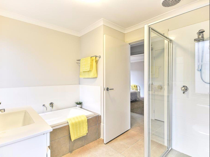 Bathroom 9