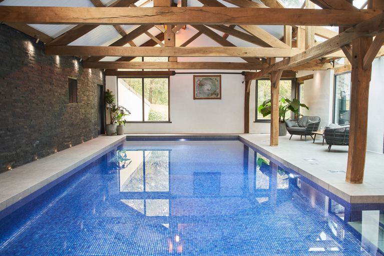 Room 4, Swallows End in Lower Ashton, Devon
