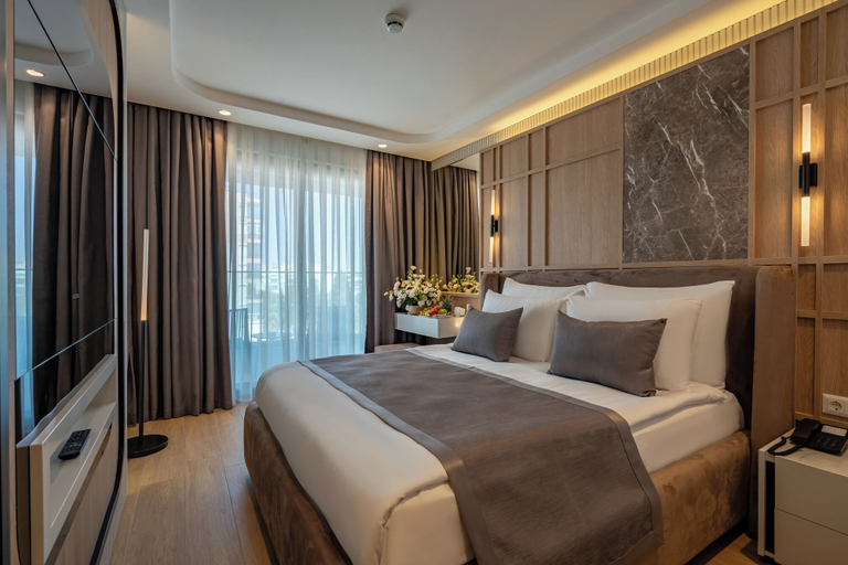 Bedroom 4, Awen Lara Hotel, Antalya