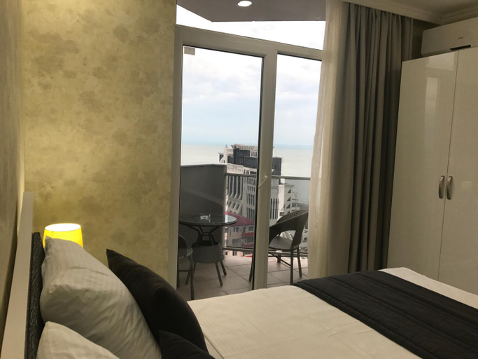 Others 4, Selfie, Batumi