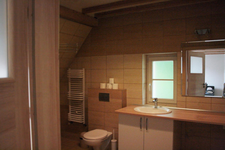 Bathroom 4, Karczma Belty, Wałbrzych