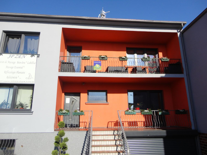 Others 4, Chez Jpzen Nowicki, Moselle